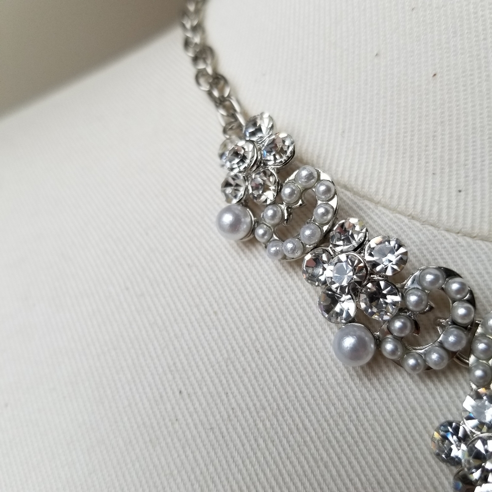 Silver Rhinestone Flower Pearl Bead Neckla… - Picture 7 of 8